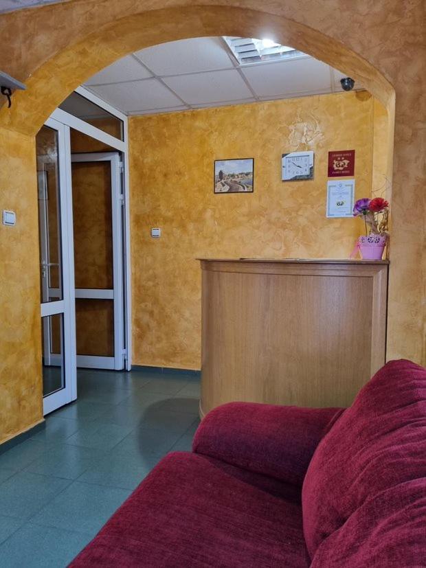 Family Hotel Rujeta Семеен Хотел Ружета - Идеален Център Pavlikeni Zewnętrze zdjęcie